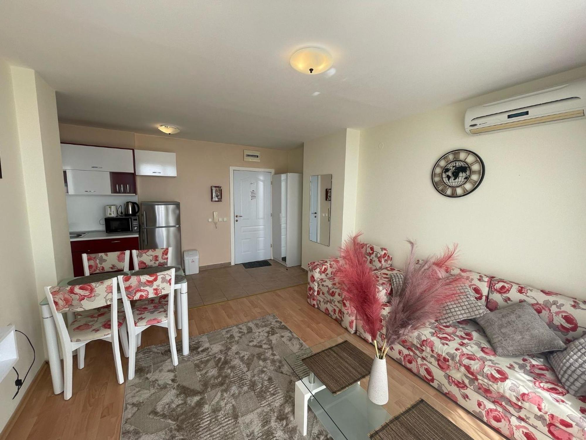 Grand Resort - Imperial Crown Fort Club - Prestige Apartments Elenite Chambre photo